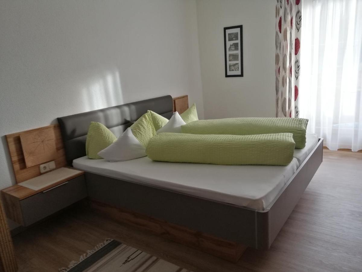 Spisshof Hotel Grins Екстериор снимка