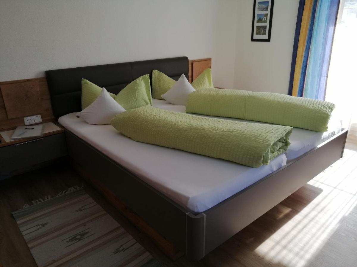 Spisshof Hotel Grins Екстериор снимка