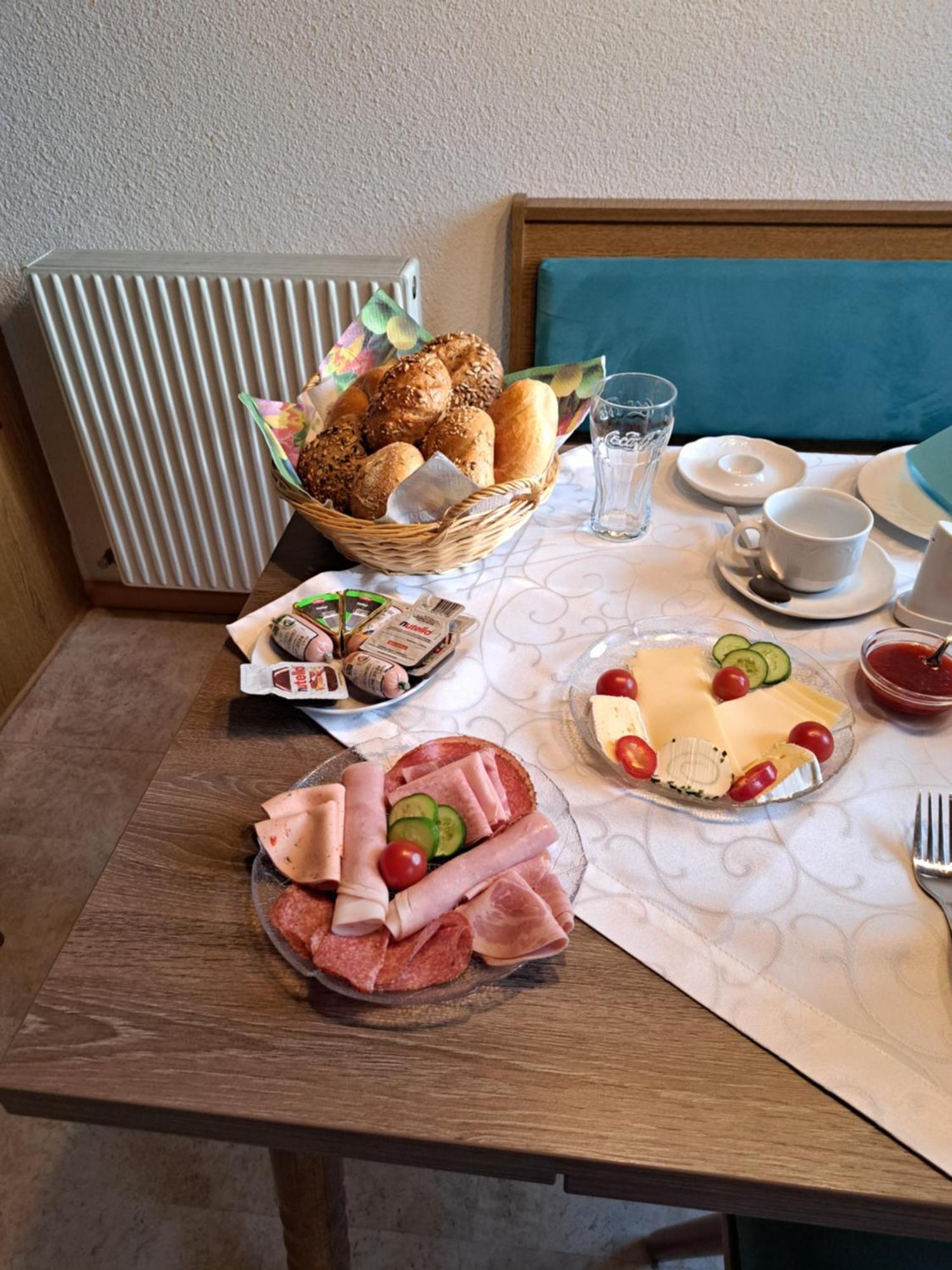 Spisshof Hotel Grins Екстериор снимка